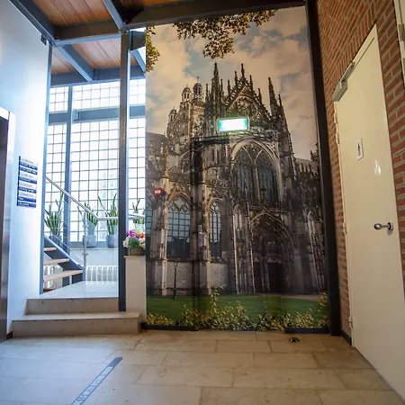 Hotel Good Seasons Den Bosch 4*
