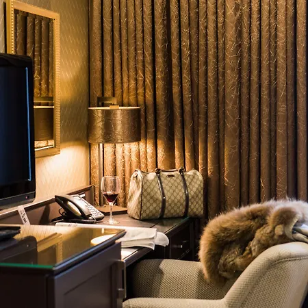 Good Seasons Den Bosch Hotell 4*