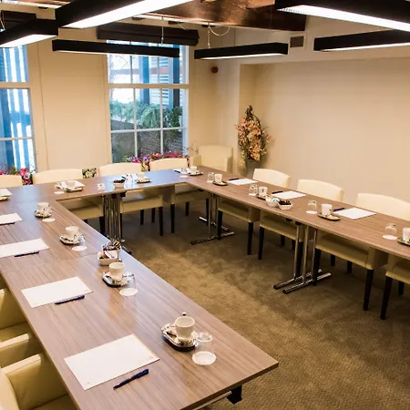 Hotel Good Seasons Den Bosch 4*