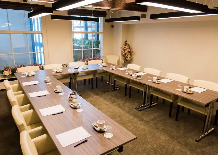 Hotel Good Seasons Den Bosch 4*