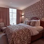 Отель Good Seasons Den Bosch Ден Бош