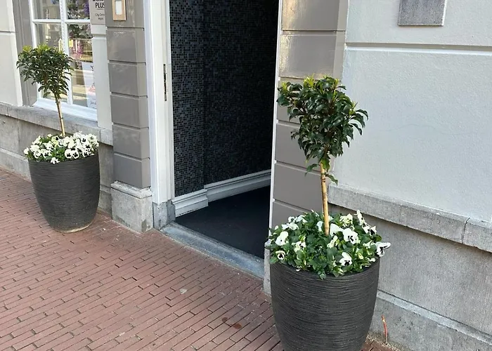 Good Seasons Den Bosch ホテル 4*