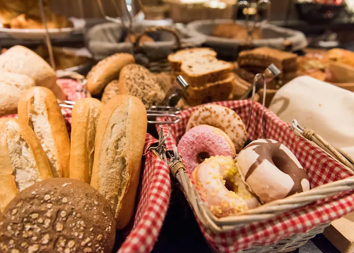 ホテル Good Seasons Den Bosch デン・ボッシュ