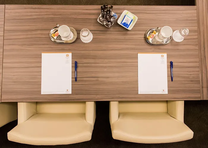 ホテル Good Seasons Den Bosch デン・ボッシュ